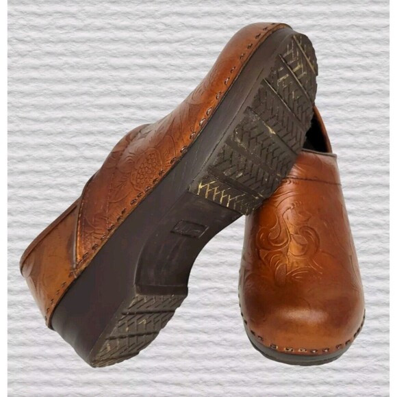 L.L. Bean Brown Embossed Leather Clogs - Picture 8 of 10